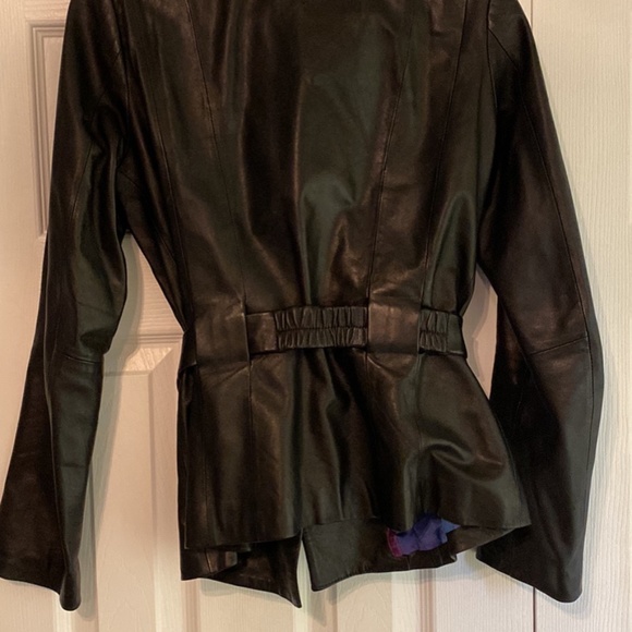 Jackets - Picture 2 of 9